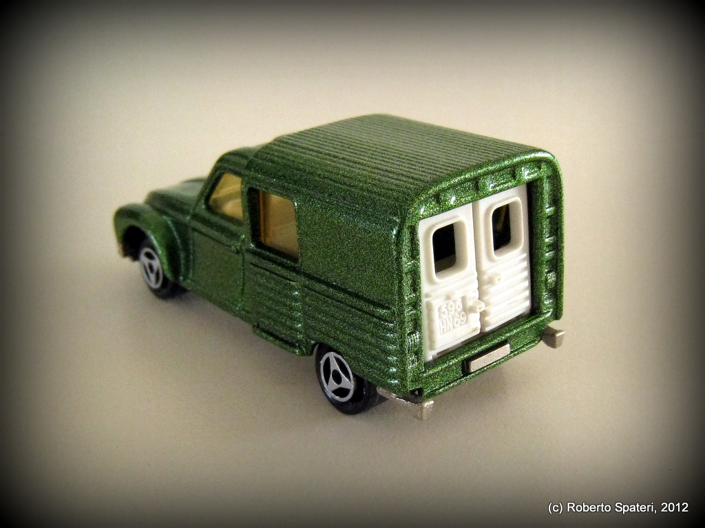 Majorette Citroen Acadiane (n.235)
